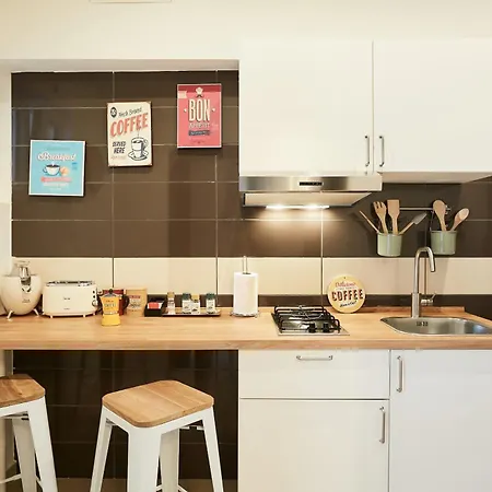 Vicky'S Luxury Guesthouse By Napoliapartments Esterno foto